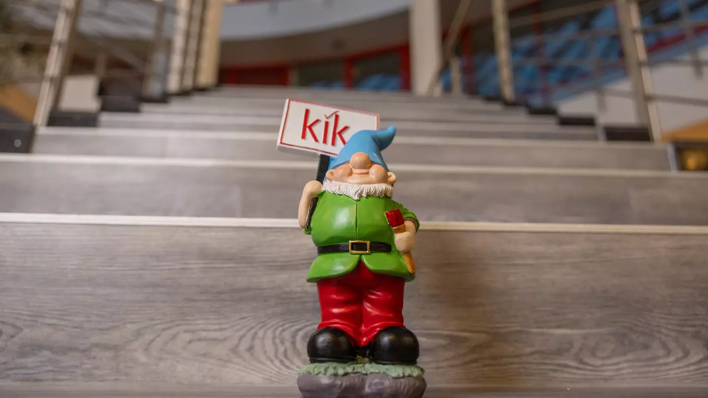 KiK Gartenzwerg stellvertretend für das vielfältige KiK Sortiment mit qualitativen Produkten zu günstigen Preisen
